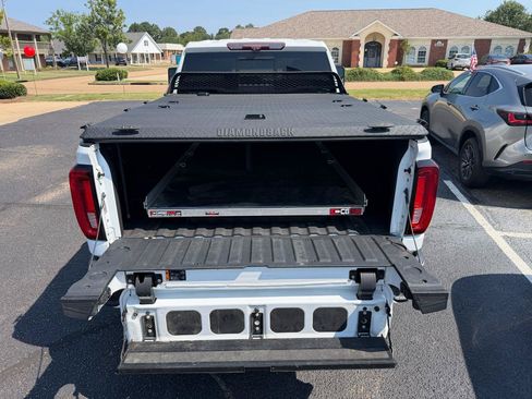 Used 2020 GMC Sierra 2500 AT4 w/ AT4 Premium Package AWD/4WD image 8