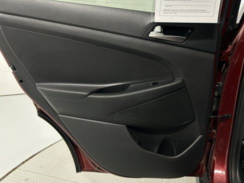 Used 2019 Hyundai Tucson SE AWD/4WD image 24