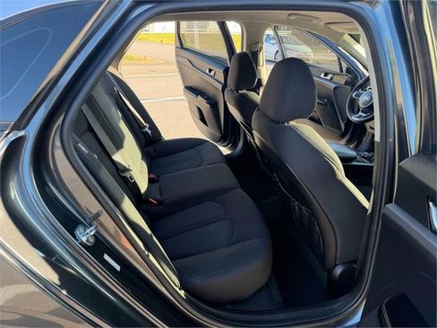 Used 2021 Kia K5 LXS FWD image 12