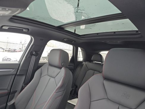 New 2025 Audi Q3 2.0T Premium Plus image 9