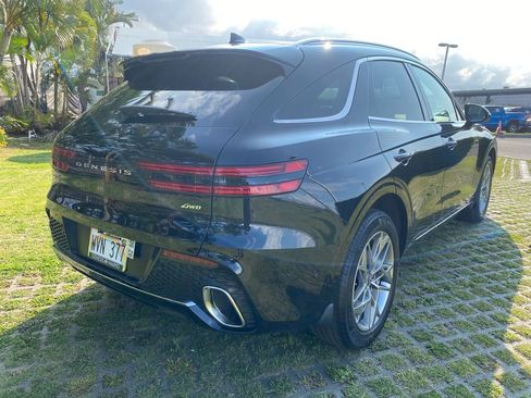 Certified 2023 Genesis GV70 2.5T w/ Advanced Package AWD/4WD image 7