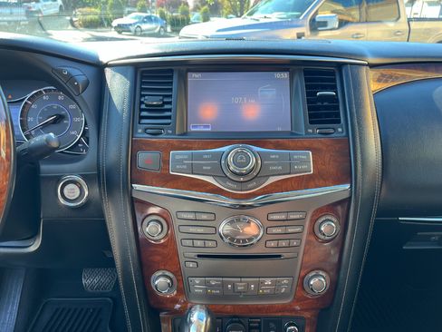 Used 2016 INFINITI QX80 4WD w/ Deluxe Technology Package image 22