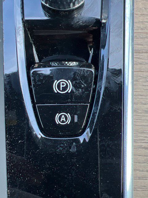 Used 2026 Volvo XC60 B5 Plus AWD/4WD image 21