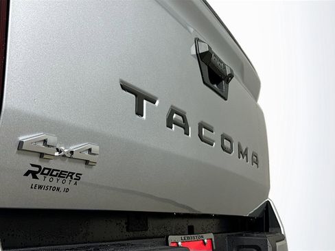 Used 2025 Toyota Tacoma SR5 image 24