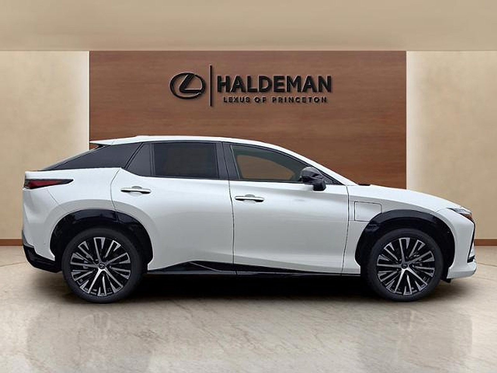 New 2026 Lexus RZ 450e AWD w/ Technology Package image 7
