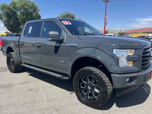 Used 2017 Ford F150 XLT w/ Equipment Group 302A Luxury AWD/4WD image 4