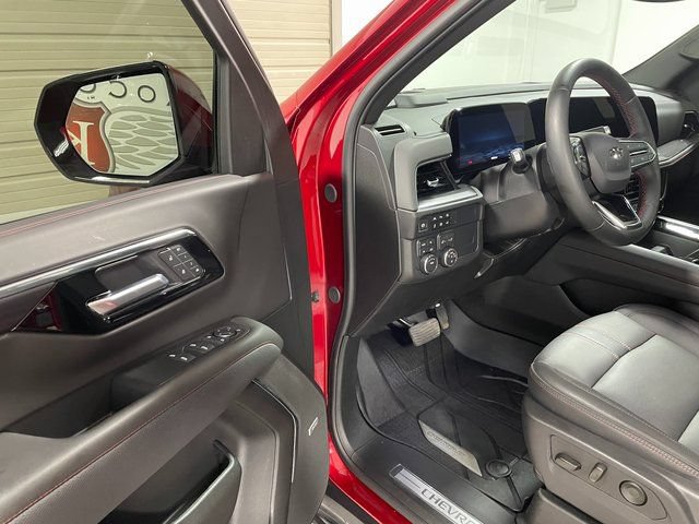 Used 2026 Chevrolet Tahoe RST w/ Comfort Package AWD/4WD image 10