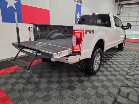 Used 2019 Ford F350 Limited AWD/4WD image 30