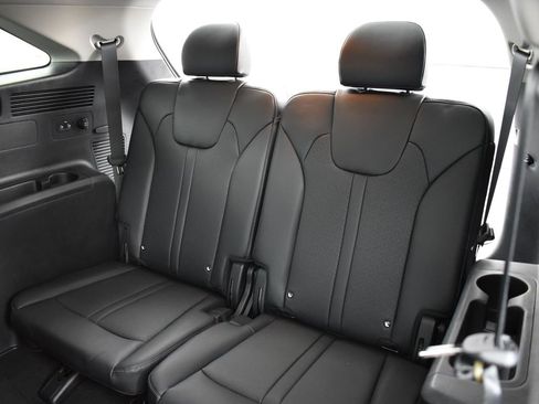 Certified 2023 Kia Sorento EX image 26