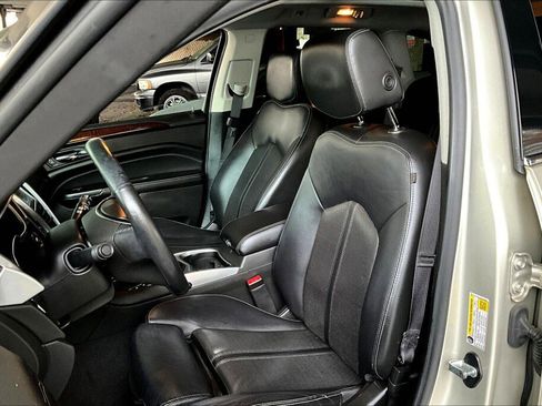 Used 2015 Cadillac SRX Luxury w/ Driver Awareness Package image 15