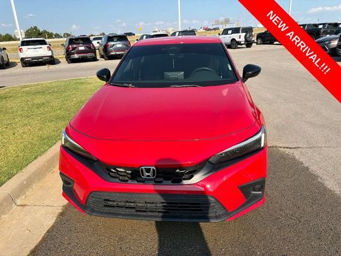 Used 2024 Honda Civic Sport image 2