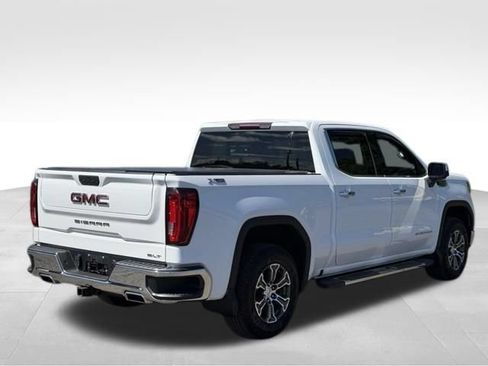 Used 2019 GMC Sierra 1500 SLT w/ X31 Off-Road Package AWD/4WD image 7