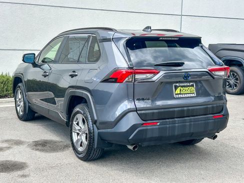 Used 2024 Toyota RAV4 LE image 8