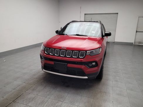 Used 2025 Jeep Compass Limited AWD/4WD image 15