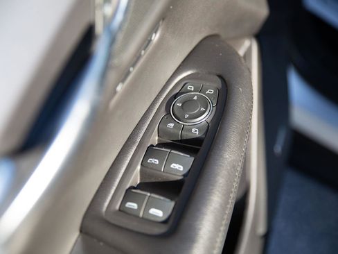 Used 2019 Cadillac XT5 Luxury image 19