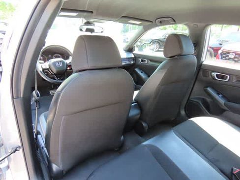Used 2023 Honda Civic Sport image 14