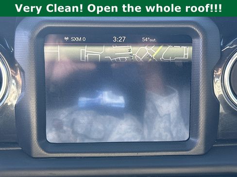 Used 2023 Jeep Wrangler Unlimited Sahara image 34