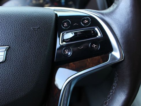 Used 2015 Cadillac Escalade ESV Premium image 46