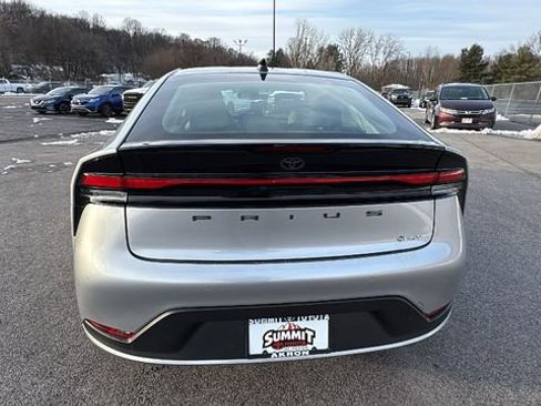 New 2026 Toyota Prius LE image 4