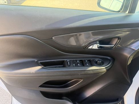 Used 2017 Buick Encore Essence image 14