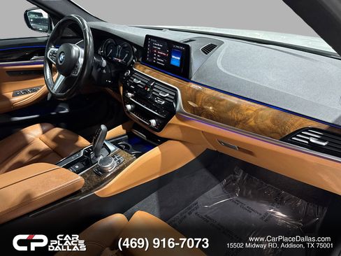 Used 2019 BMW 540i w/ M Sport Package RWD image 26