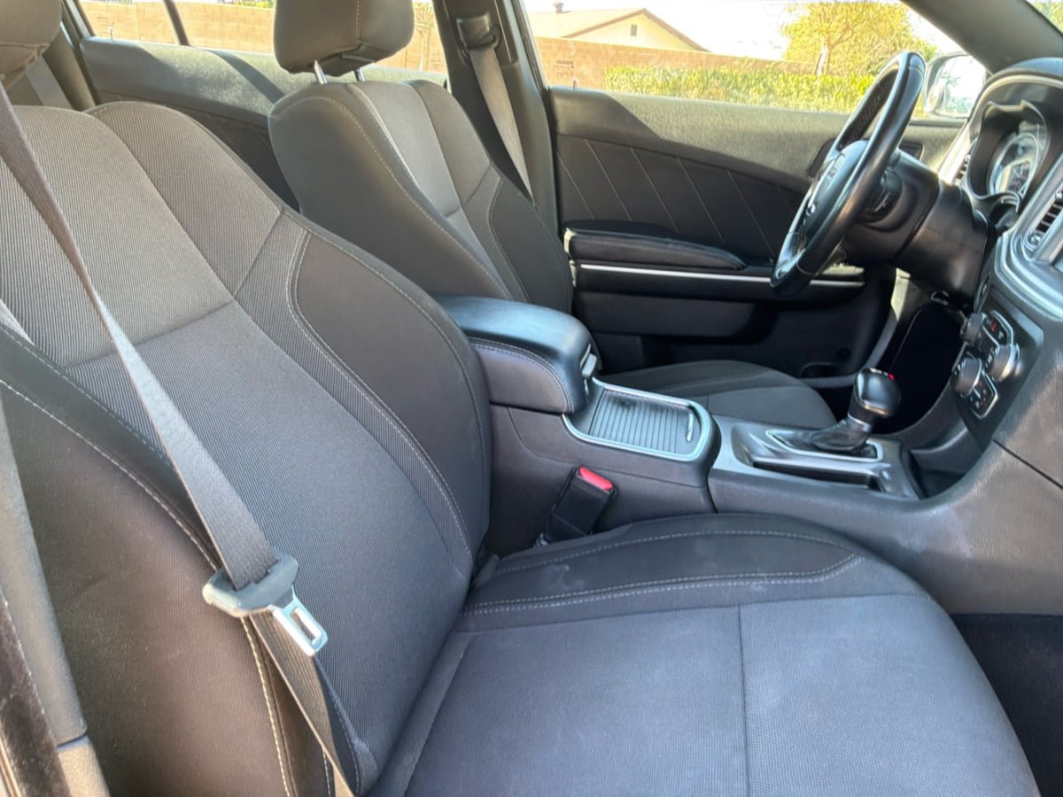 Used 2022 Dodge Charger SXT RWD image 21