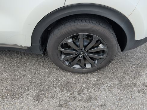Used 2019 Kia Sportage EX w/ EX Sport Appearance Package FWD image 17