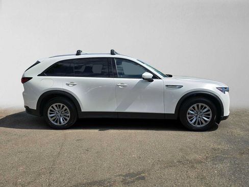 Used 2024 MAZDA CX-90 Plug-In Hybrid w/ Preferred AWD/4WD image 2