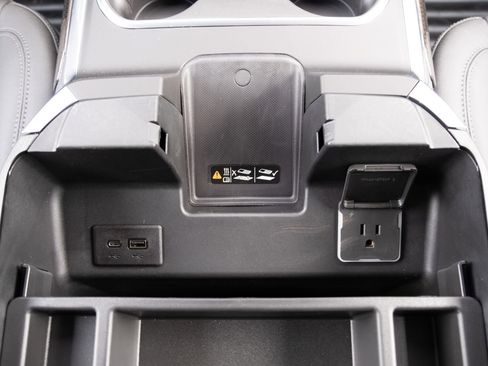 New 2026 Chevrolet Silverado 3500 LT w/ All Star Edition image 9