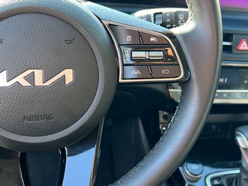 Certified 2024 Kia Seltos S image 23