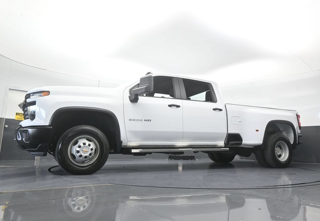 Used 2026 Chevrolet Silverado 3500 W/T AWD/4WD image 52