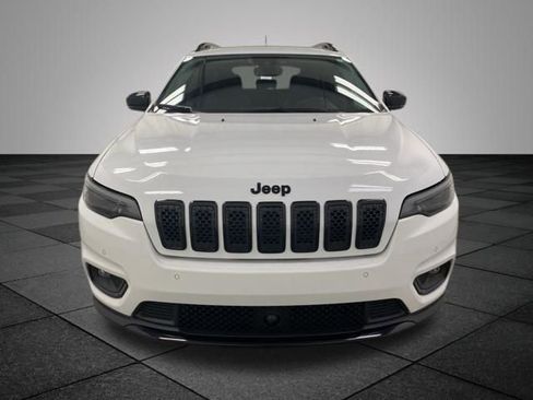 Used 2023 Jeep Cherokee Altitude Lux w/ Lux Elite Package image 2