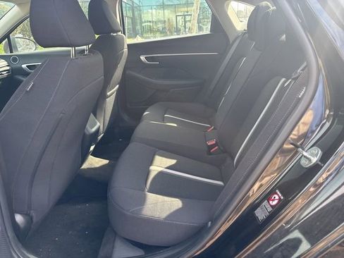 Used 2022 Hyundai Sonata SE w/ Cargo Package image 7