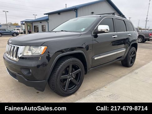 Used 2013 Jeep Grand Cherokee Overland w/ Advance Technology Group image 3