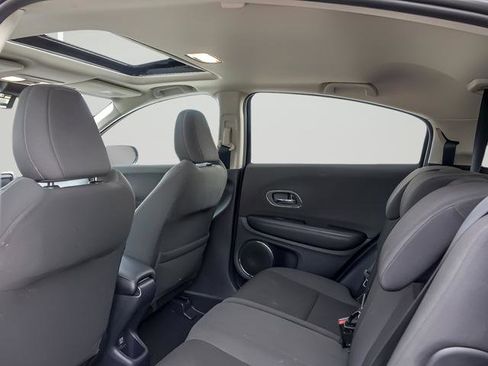 Used 2022 Honda HR-V EX image 14