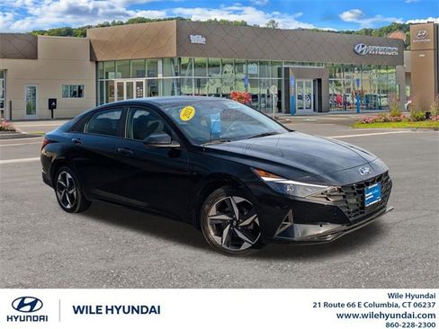 Certified 2023 Hyundai Elantra SEL w/ Convenience Package image 1