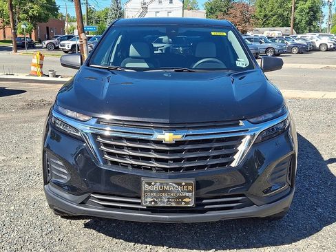 Certified 2024 Chevrolet Equinox LS w/ LS Convenience Package AWD/4WD image 2