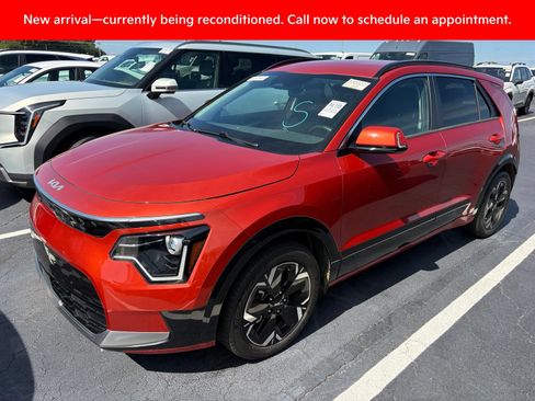 Certified 2023 Kia Niro Wind FWD image 10