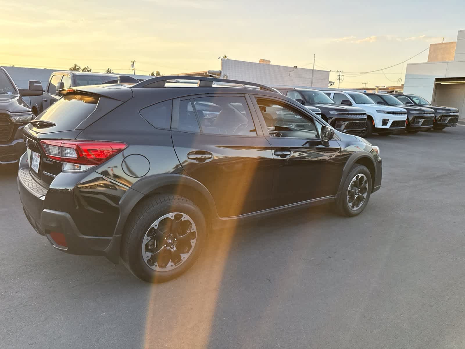 Used 2021 Subaru Crosstrek 2.0i Premium w/ Moonroof Package AWD/4WD image 12