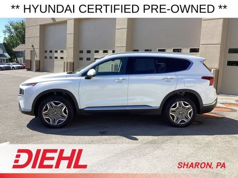 Certified 2023 Hyundai Santa Fe Limited w/ Cargo Package AWD/4WD image 4