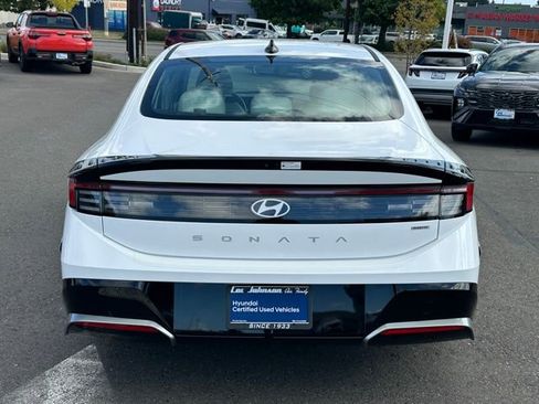 Used 2025 Hyundai Sonata SEL image 8