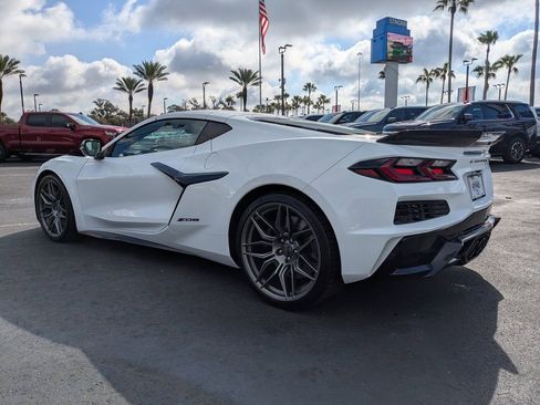 Used 2024 Chevrolet Corvette Z06 image 6
