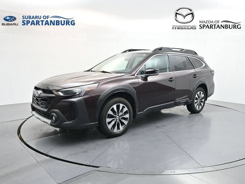 Used 2025 Subaru Outback Limited AWD/4WD image 9