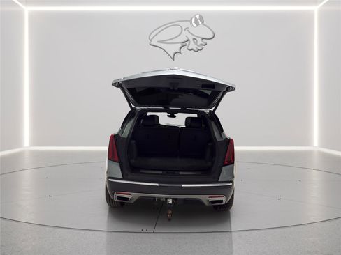 Used 2023 Cadillac XT5 Premium Luxury w/ Technology Package AWD/4WD image 9