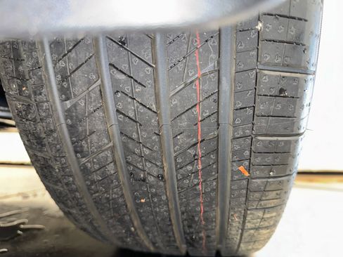 New 2026 Kia Carnival EX image 11