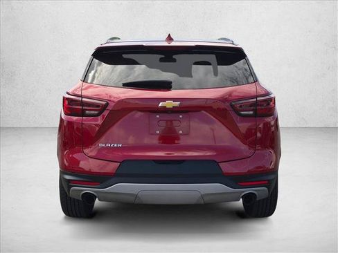 Used 2023 Chevrolet Blazer LT w/ Convenience Package FWD image 6