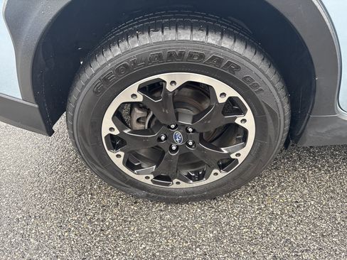 Used 2023 Subaru Crosstrek 2.0i Premium image 16