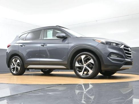 Used 2017 Hyundai Tucson Value AWD/4WD image 44