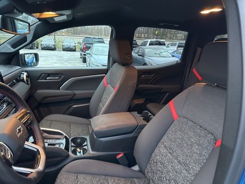 Used 2023 Chevrolet Colorado Z71 w/ Z71 Convenience Package 2 image 54