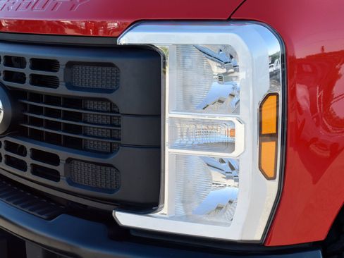 Used 2025 Ford F350 XL w/ XL Off-Road Package AWD/4WD image 23